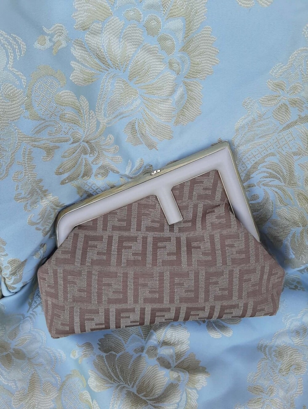 THE UNBRANDED BRAND Initial F "First" Clutch